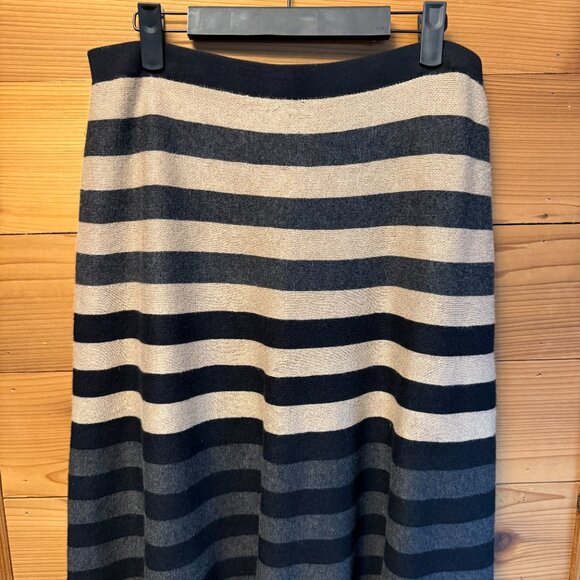 SPENSE Black, Gray, and Camel Below the Knee Pull-on Striped Skirt Large NWT - Picture 6 of 6